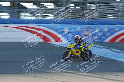 media/Nov-26-2022-Fastrack Riders (Sat) [[b001e85eef]]/Level 2/Session 1 Front Straight/